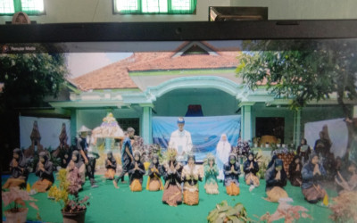 PERTUNJUKAN SENI TEATER DALAM KISAH “ LEGENDA SUKU TENGGER” DALAM KEGIATAN PROJEK PENGUATAN PROFIL PELAJAR PANCASILA BERSAMA SISWA - SISWI EKSTRAKURIKULER SENI TEATER SMA WALISONGO