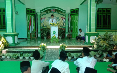 PERINGATAN HARI SANTRI YANG SANGAT KHIMAD DAN SEBAGAI WADAH PEMANTAPAN KEIMANAN SISWA SISWI SMA WALI SONGO